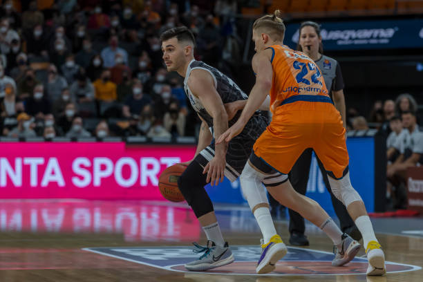 队中的前锋 队中的前锋