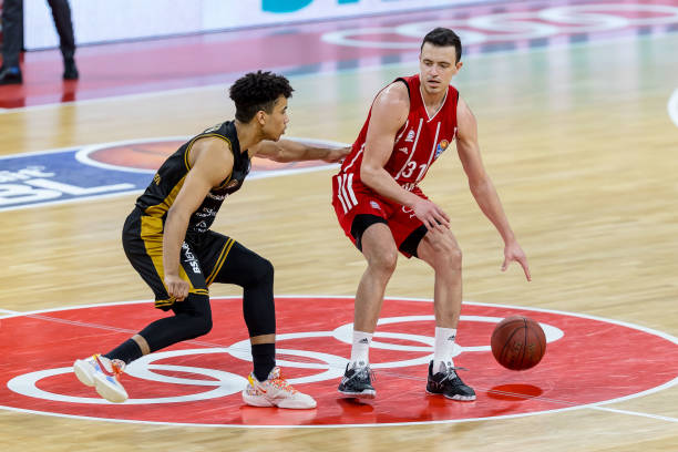 悬念的中超 悬念的中超