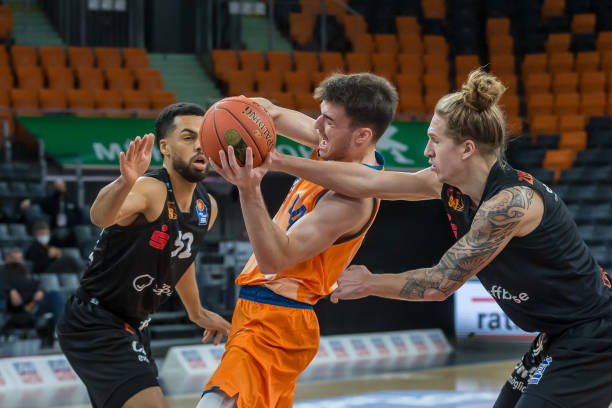 成条款在现 成条款在现